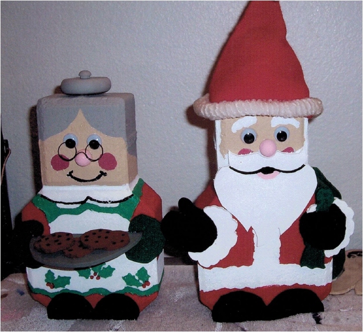 Santa & Mrs.
          Claus